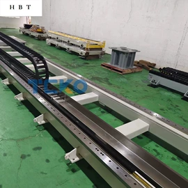 关节型机器人;导轨;金属加工材