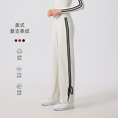 梵心の高い腰は腹を収めて運動します。