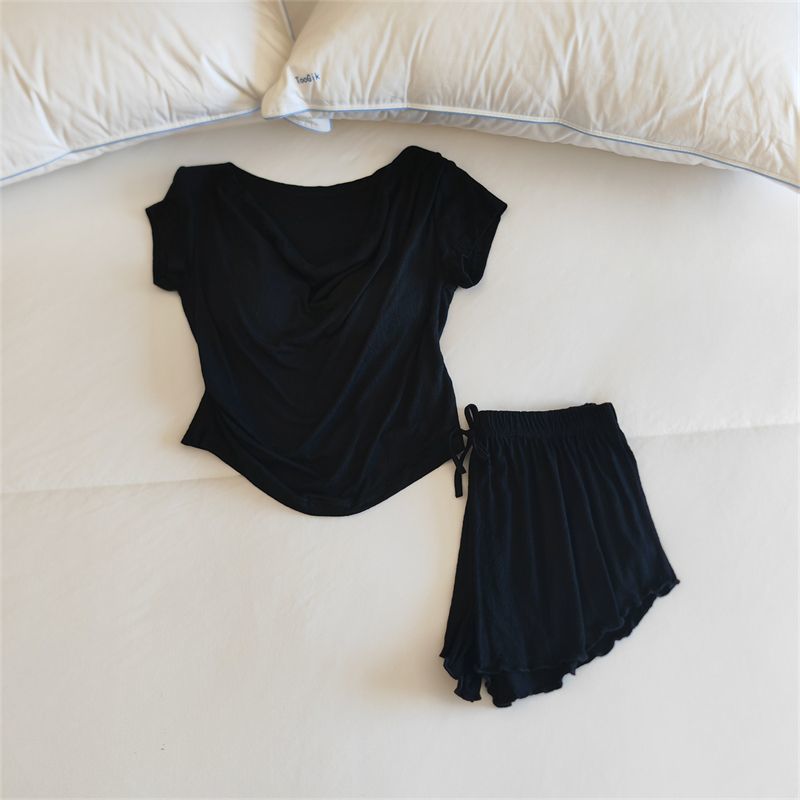 Pure black suit [with chest pad]