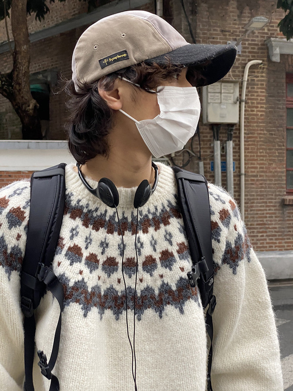 Hong Kong Style Retro Contrast Jacquard Embroidery Pullover Sweater Retro Style Spring and Autumn Round Neck Knitted Long Sleeves