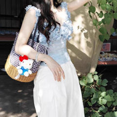 韓国系の方襟の花の袖なしのニットの服の2025夏の新型のネットの赤い同型の青い軽豪華なベストの上着の女性