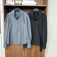 取り外し可能なリボンスカーフ、小さなビーンバックル付きVネック長袖シャツ、2色