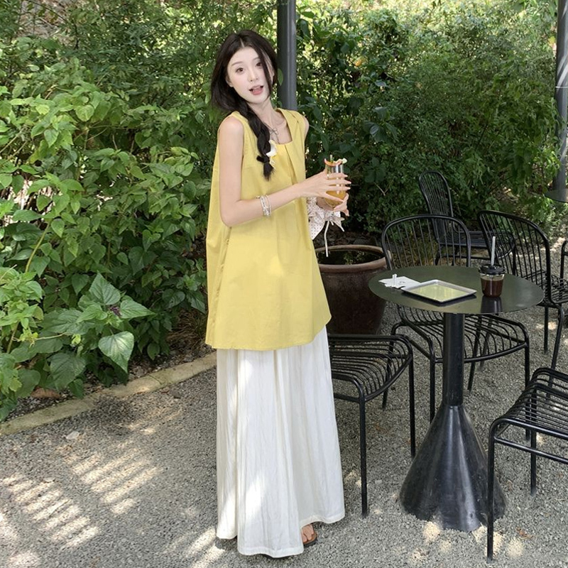 韓国の新しい黄色のノースリーブベストシャツ女性のための 2025 夏の新しいリラックスしたルーズワイドレッグパンツ 2 点セット|undefined
