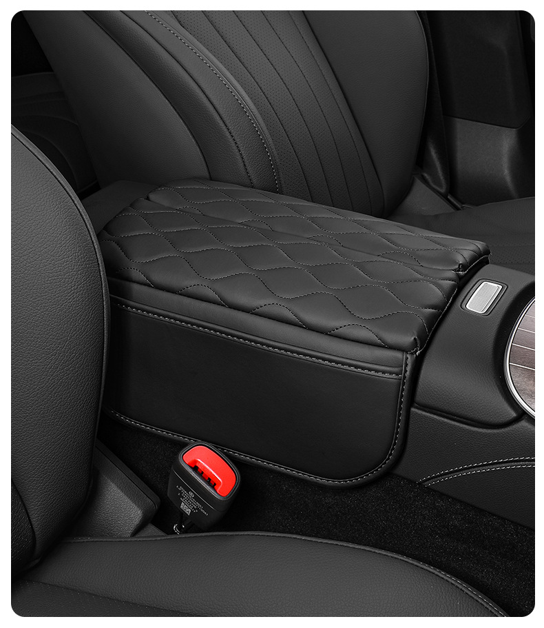 Suitable for Mercedes-Benz central armrest box pad E-class E300L new C- class C260L/GLC elbow heightening protection pad