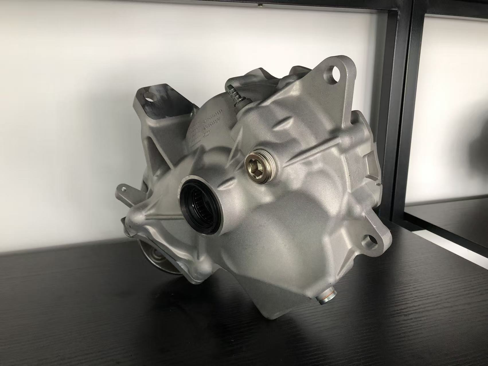 Mercedes-Benz GLC300 X253 C253 4MATIC front differential assembly, 3.27 gear ratio