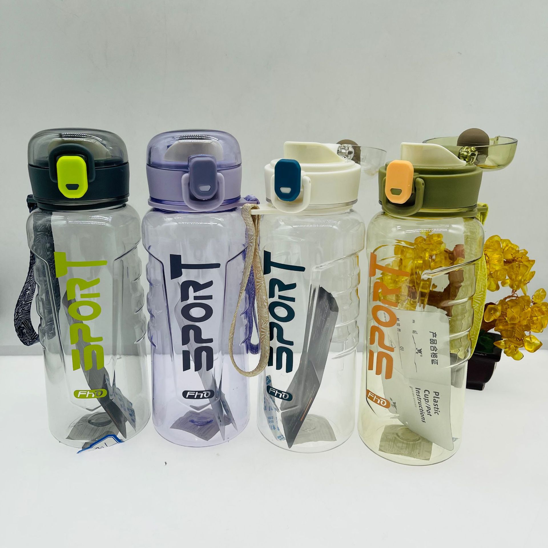 Yichang 8701 nuevos deportes taza portátil taza de plástico rebotando cubierta deportes conveniente L plástico estudiante taza de agua portátil