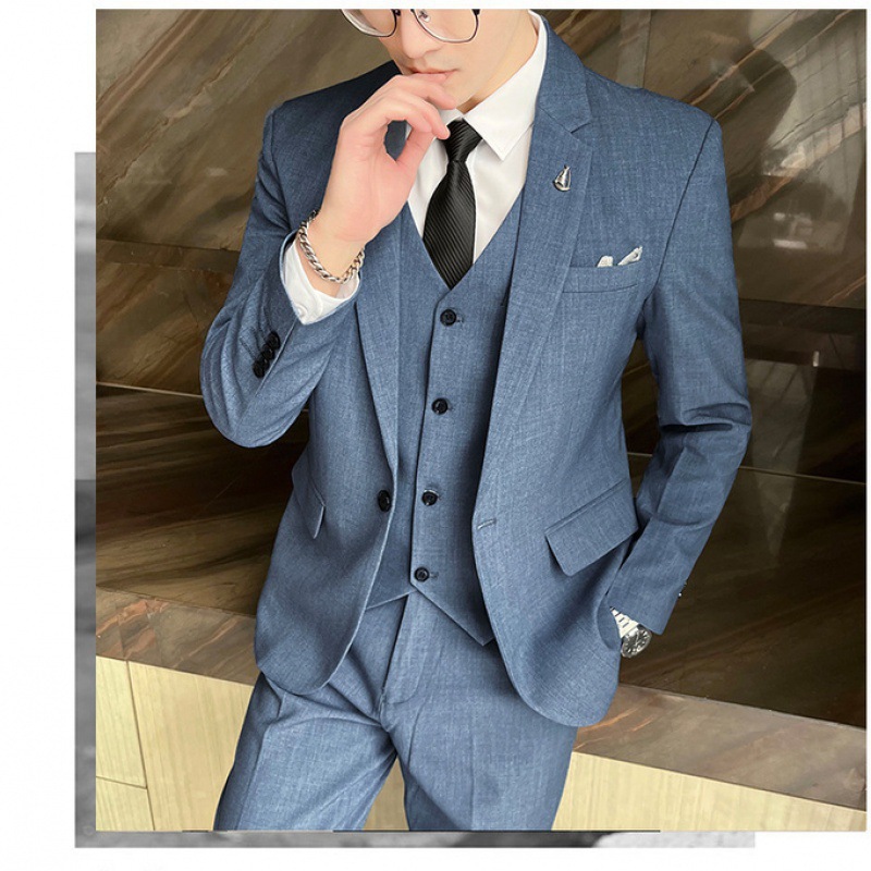 하늘색 정장 + 바지