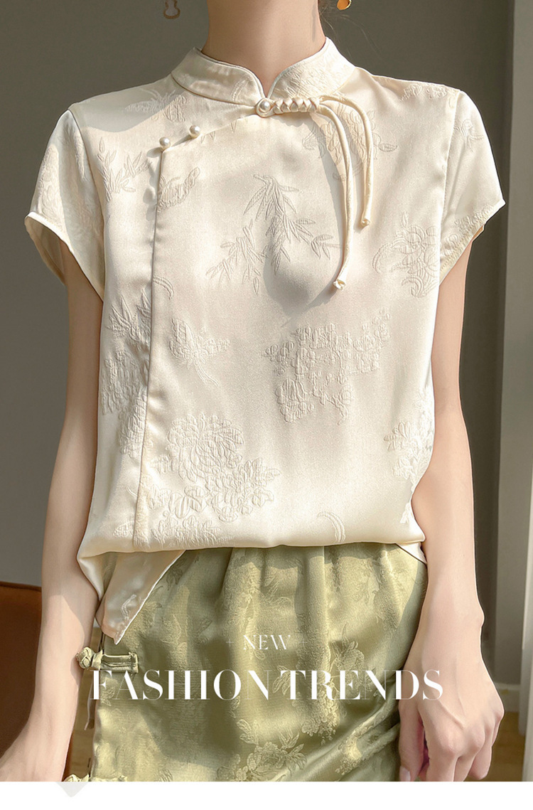 【中国直邮】 奢笛熊 春夏新款新中式丝绸立领盘扣T恤复古印花缎面短袖 白色 M