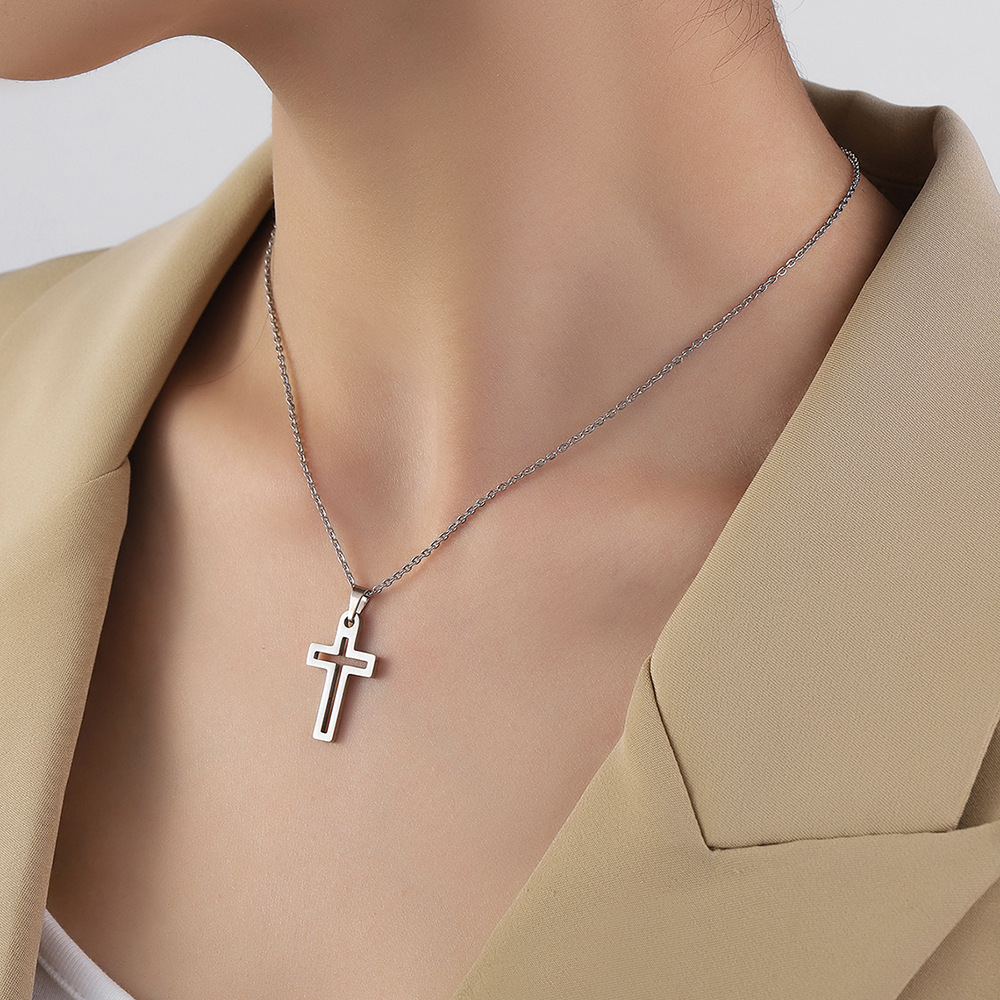 Simple Style Cross Titanium Steel Necklace Splicing Stainless Steel Necklaces display picture 3