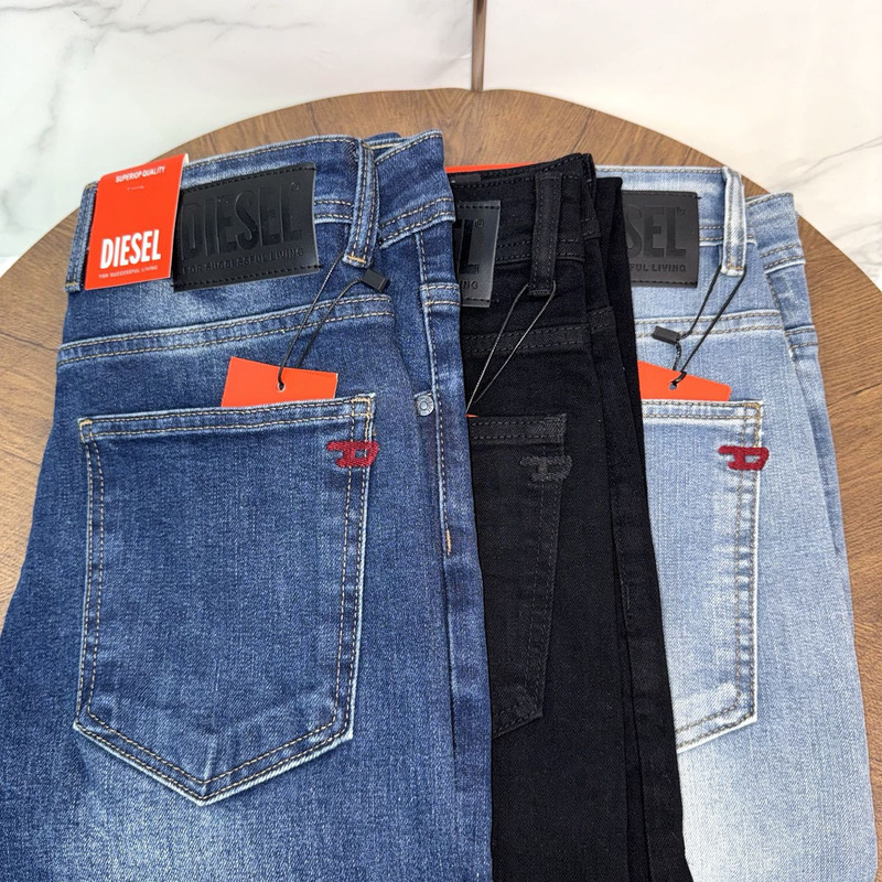 Ds # Embroidered European-Style Men's Jeans, Vintage Elastic Washed Slim Straight-Leg Men's Pants for All Seasons. Ds # Embroidered European-Style Men's Jeans, Vintage Elastic Washed Slim Straight-Leg Men's Pants for All Seasons.