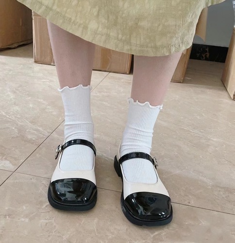 Summer Japanese jk socks white fungus-edged mid-calf socks ins trendy cute girl socks black and white Lolita women's socks