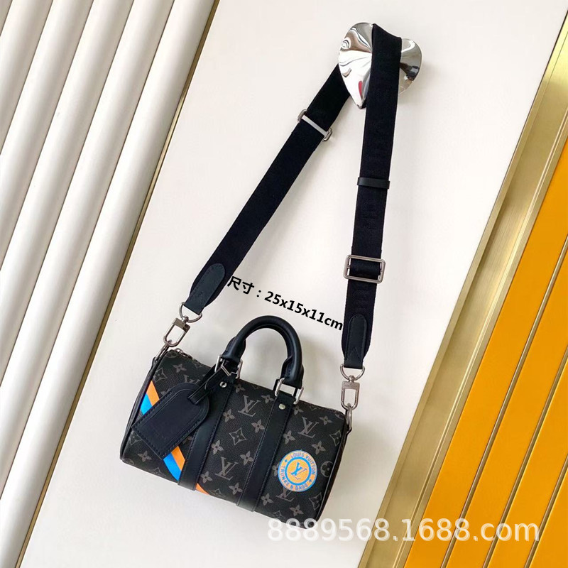直接供給クロスボーダー m lv メンズバッグレディースバッグブラックウォリアーメッセンジャーバッグ枕バッグチェーンバッグボックスバッグポータブルブリーフケース|undefined
