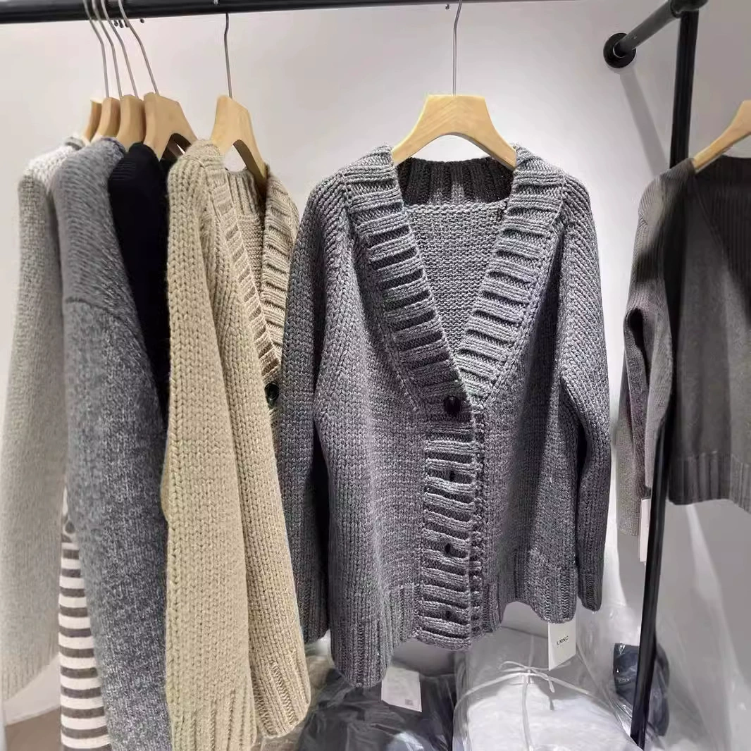 Кардиган, демисезонный ретро тёплый длинный вязаный свитер, oversize, миди-длина