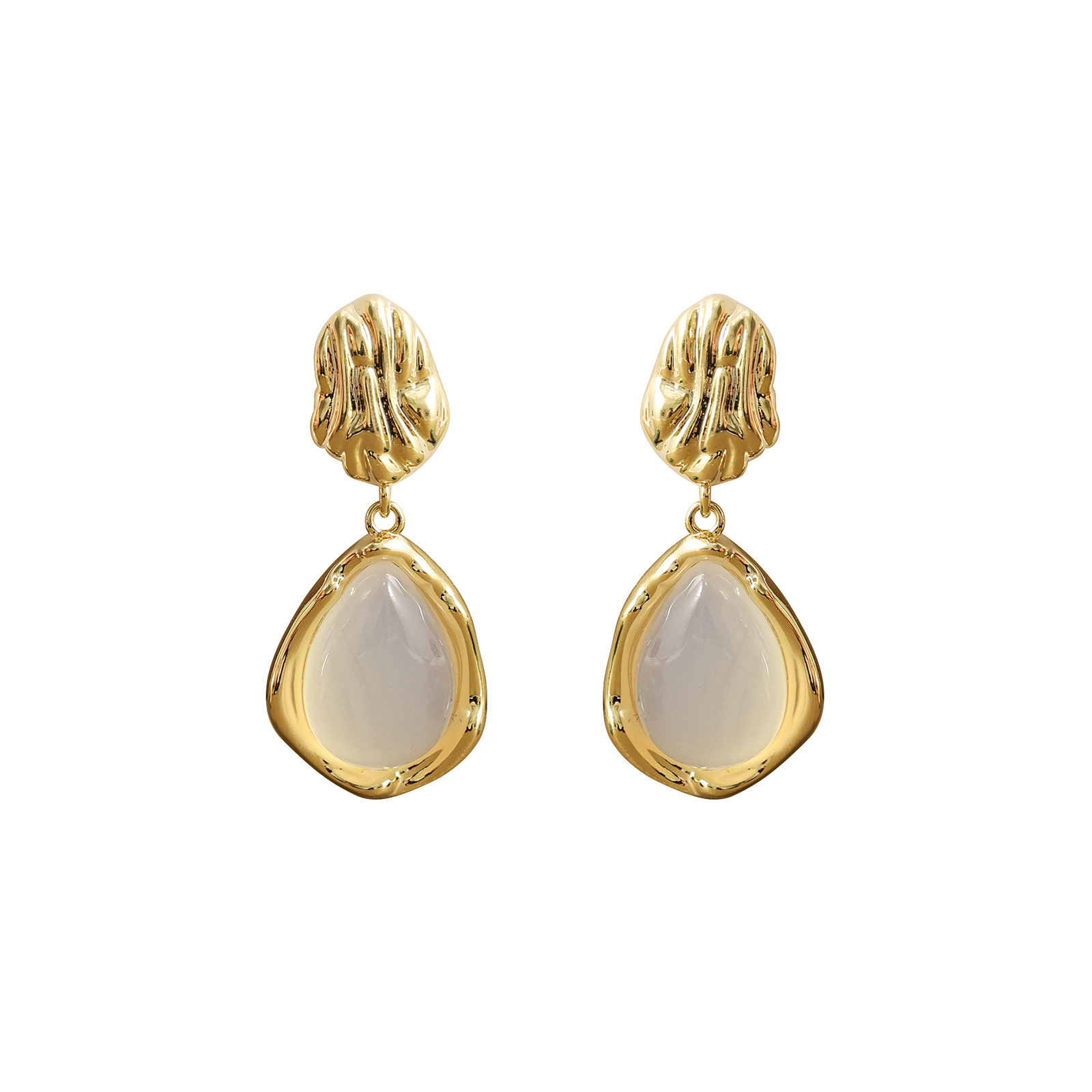 Fashionable elegant earrings drop-shaped