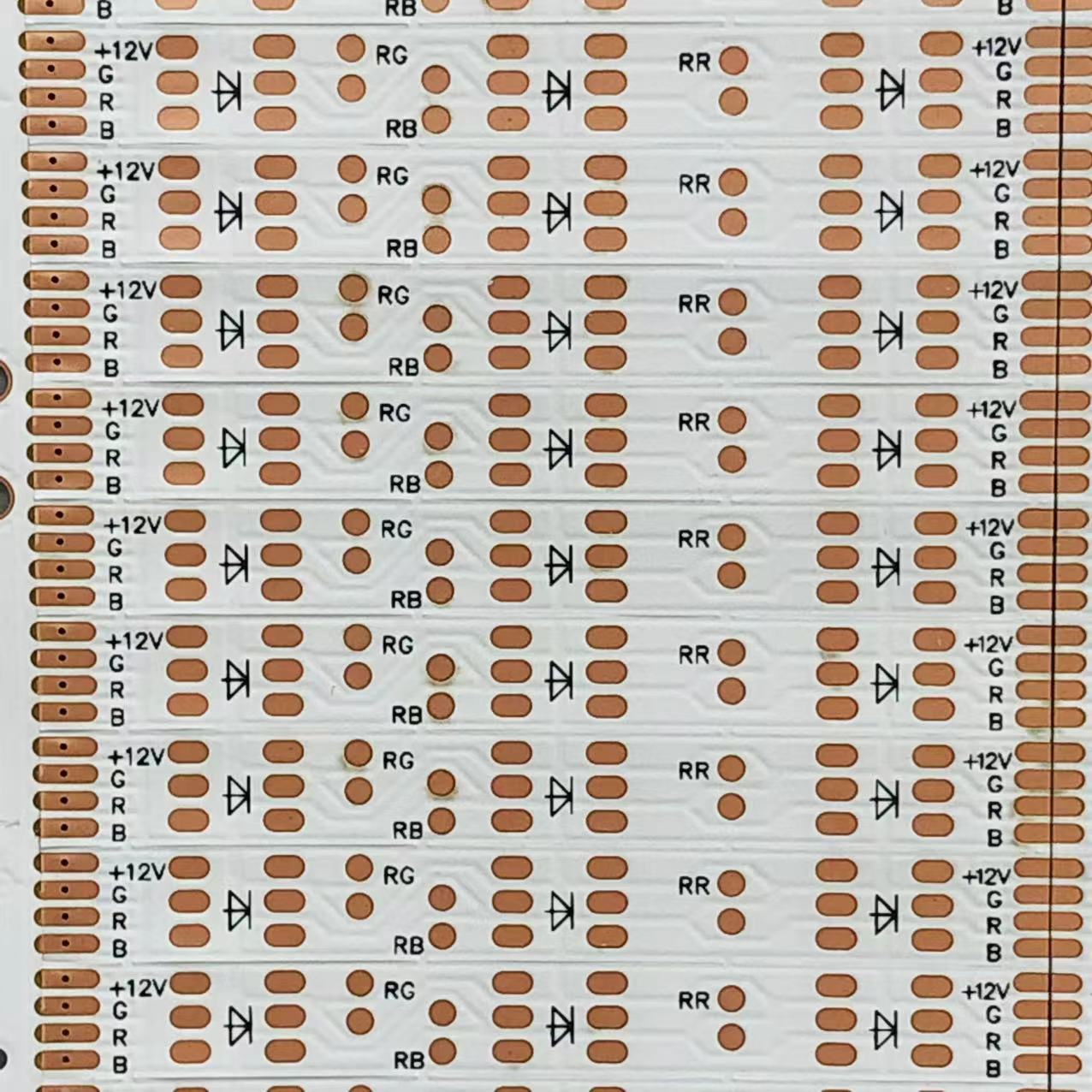 FPC软灯条板5050RGB 12V 60D/M 500*6MM*19PCS 双面白膜 35铜