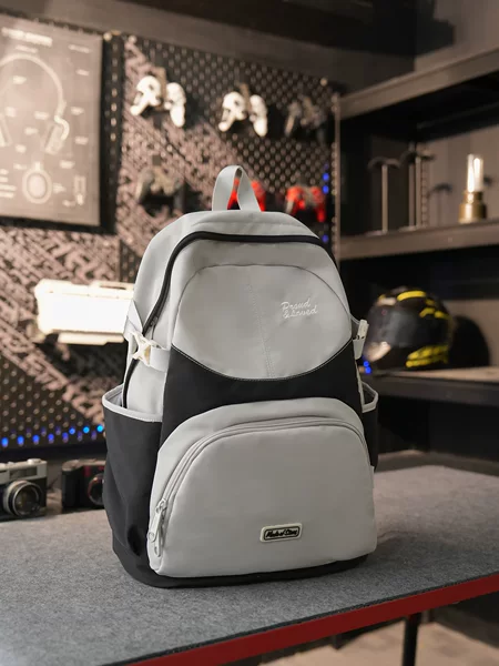 Outdoor casual versatile lightweight large-capacity sports design student backpack for hiking, mountaineering, and travel
