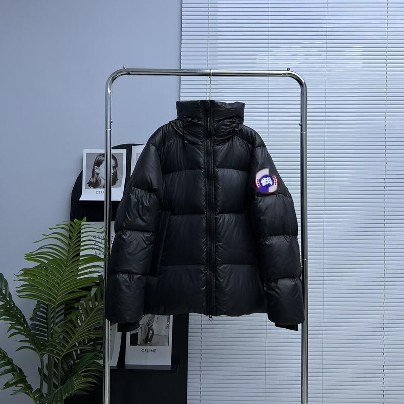 大鹅羽绒服泡芙冬季2025新款亮面高级感加厚保暖2252M情侣款面包|undefined