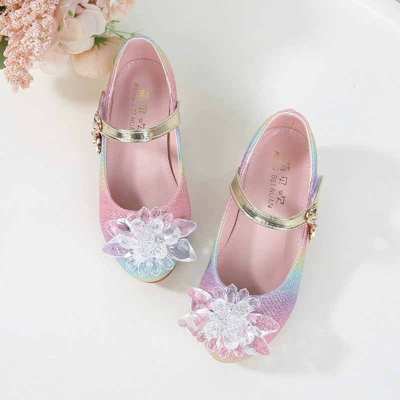 Принцесс обувь для девочек цветные туфли на высоком каблуке весной и осенью новые кожаные туфли для детей