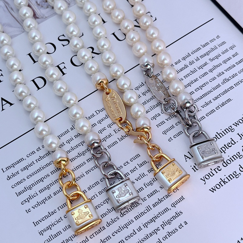 Fashionable small design lock from pearl