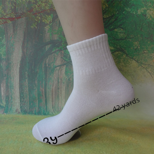 Spot solid color mid-tube men's and women's socks, travel day throw hotel socks, construction site playground cheap socks