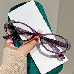 江湖のファッションにはブルーライトの老眼鏡を入れるのを防ぐ高齢者の猫の目の老眼鏡の高精細なファッションの老眼鏡の卸売り