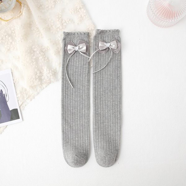 Autumn children's socks with bow
