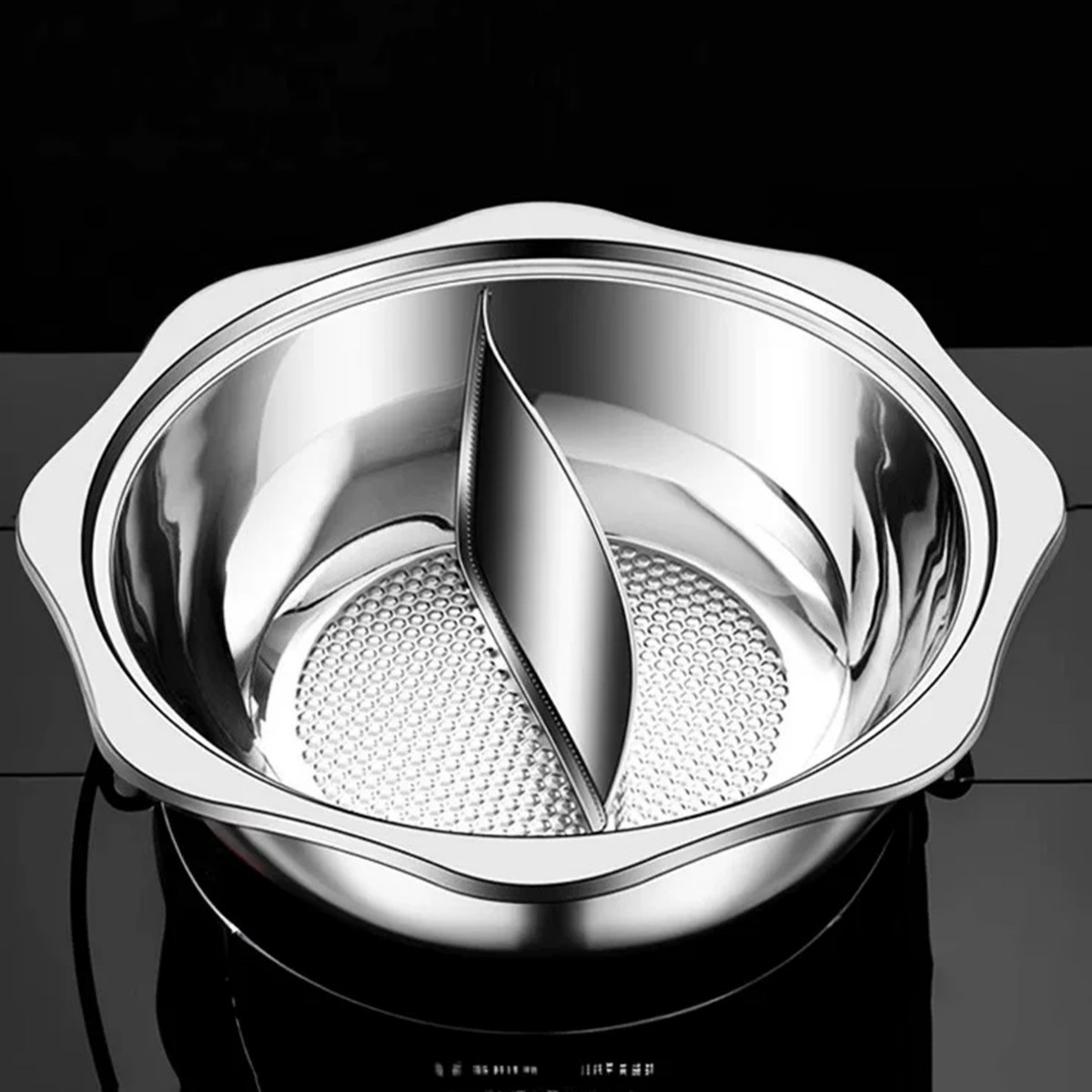 Thickened Stainless Steel Dual-Compartment Hot Pot for Home Use, Large Capacity, Suitable for Induction Cooker, Clear Broth Hot Pot Pot for Commercial Use