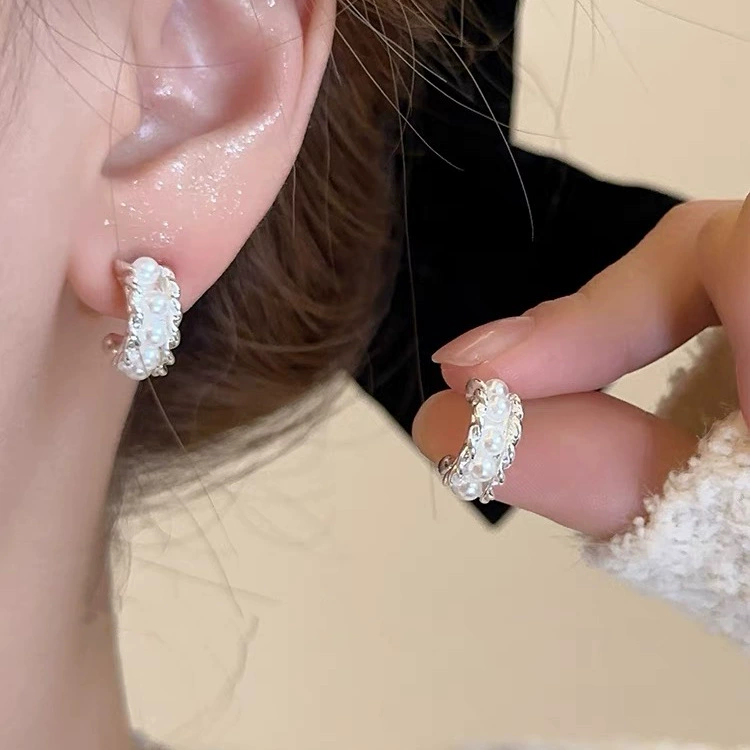 Серьги, ушные клипсы, стиль лёгкой роскоши, стиль высокого качества