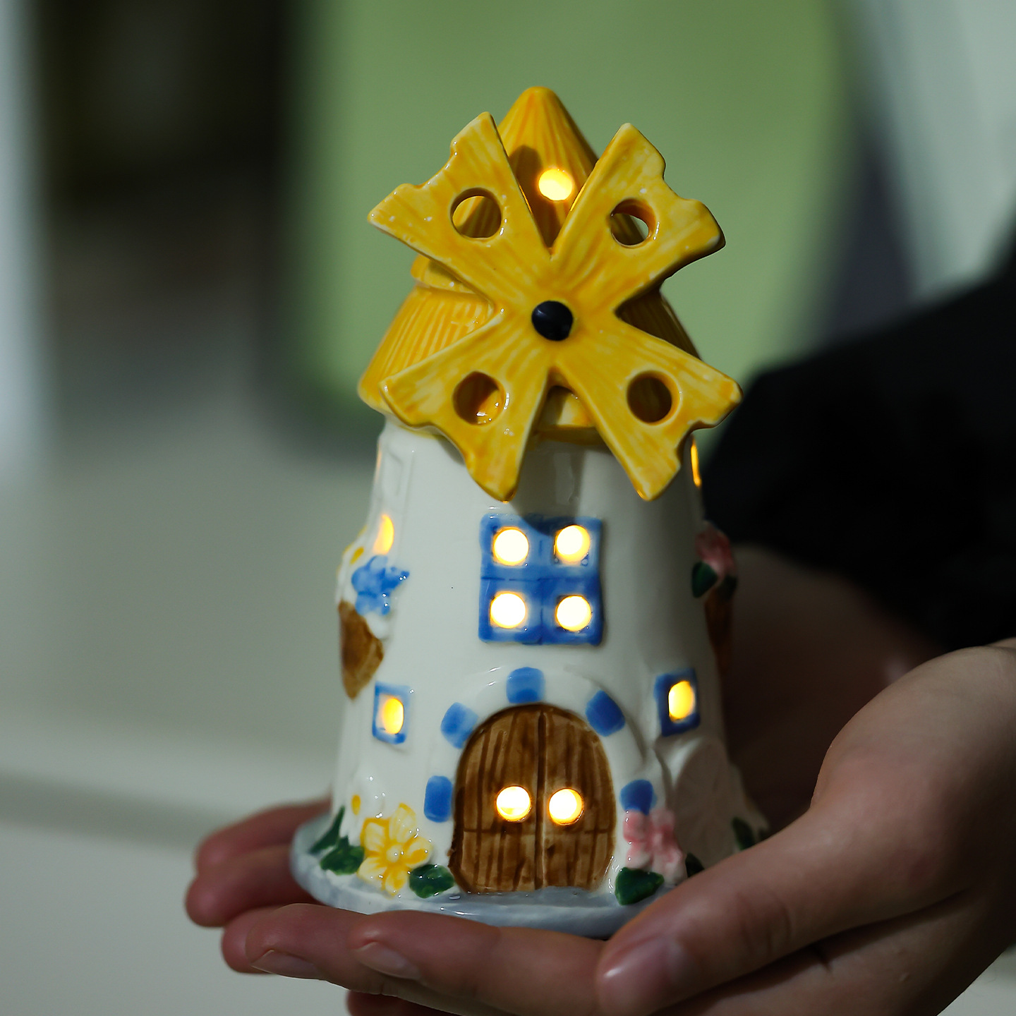 High-Appearance Windmill House Night Light Birthday Gift for Girls, Ceramic Atmosphere Lamp, Cute Children's Bedroom Sleep Light Ornament