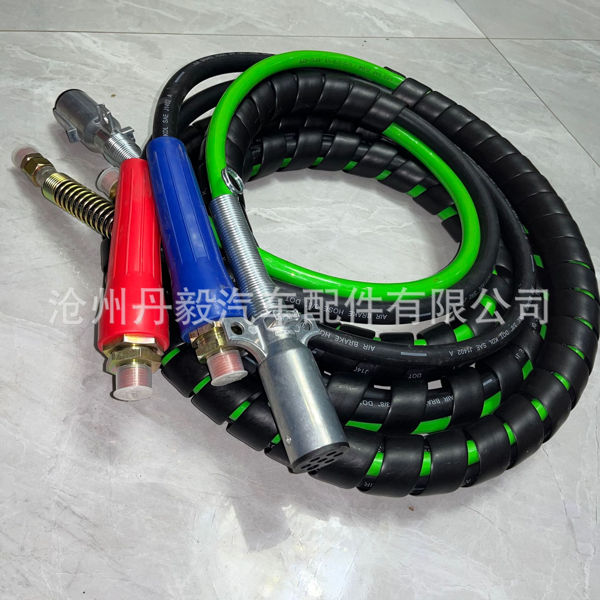 706265e8-3c66-4740-ada8-bb1711