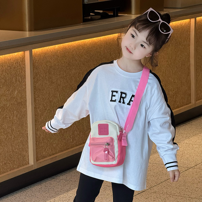 Bolso de hombro para niños y niñas con letras de estilo occidental mini lindo viaje al aire libre monedero para bebés nuevo bolso para niños de comercio exterior