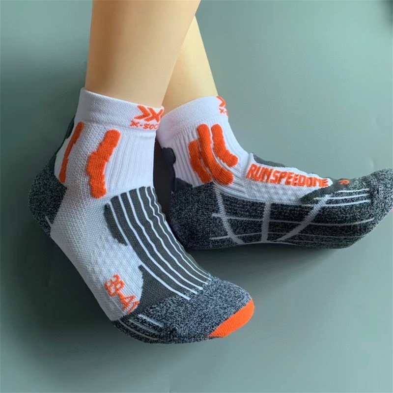 X Swiss Outdoor Men and Women Couples Mountaineering Cross-Country Marathon Quick-Drying Running Sports Socks Mid-Tube Wholesale