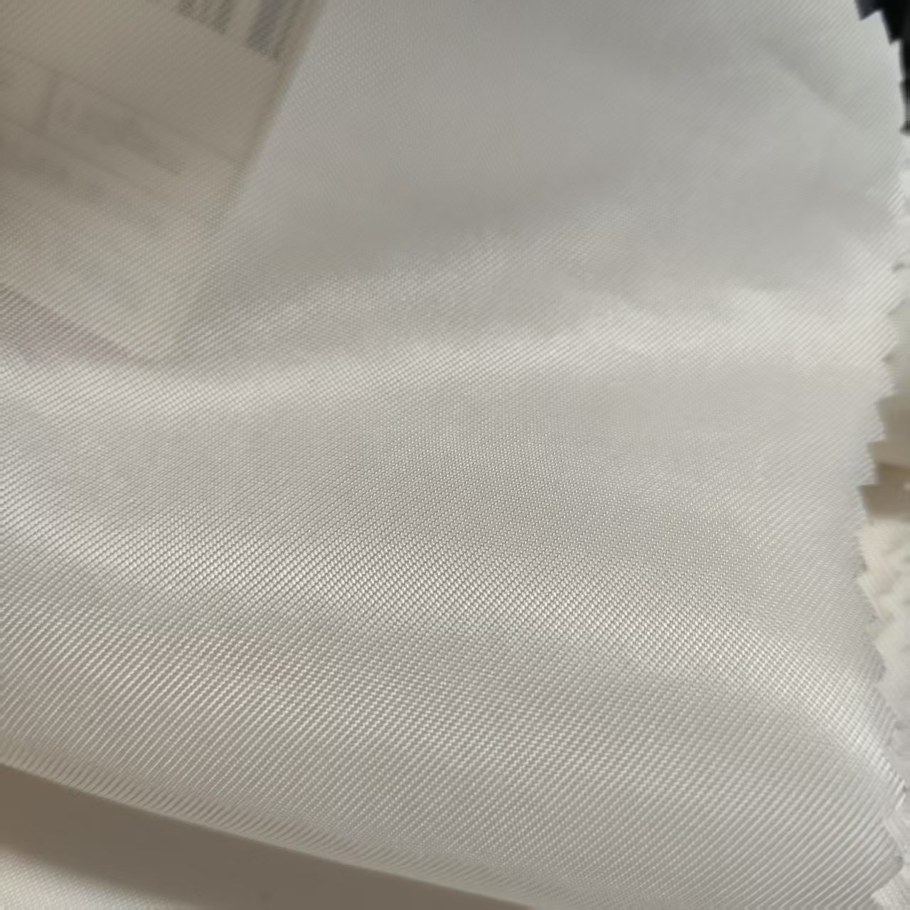 天丝人丝斜纹面料 110g 人丝斜纹里布 人丝天丝斜纹布料