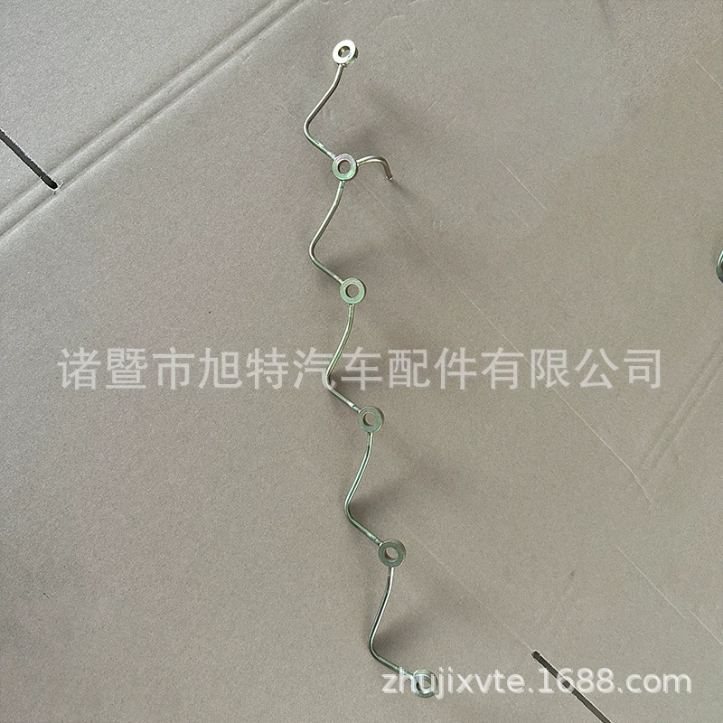 Применимо к дизельному двигателю Nissan Y61TD42 стальной 6-цилиндровый возвратный трубопровод для завода 16670-06J0A