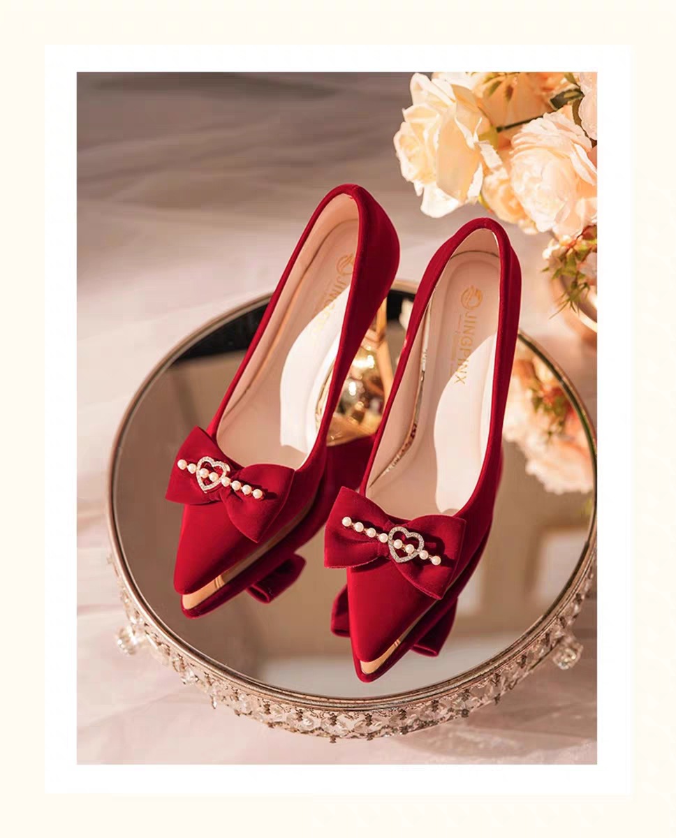Women's Elegant Solid Color Point Toe Pumps display picture 3