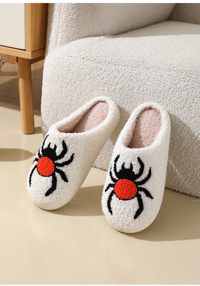 2024 Herfst/Winter Cartoon Katoen voor Vrouwelijke Koppels, Antislip Woonaccessoires, Binnenwarmte, Halloween Pantoffels_voghion.com