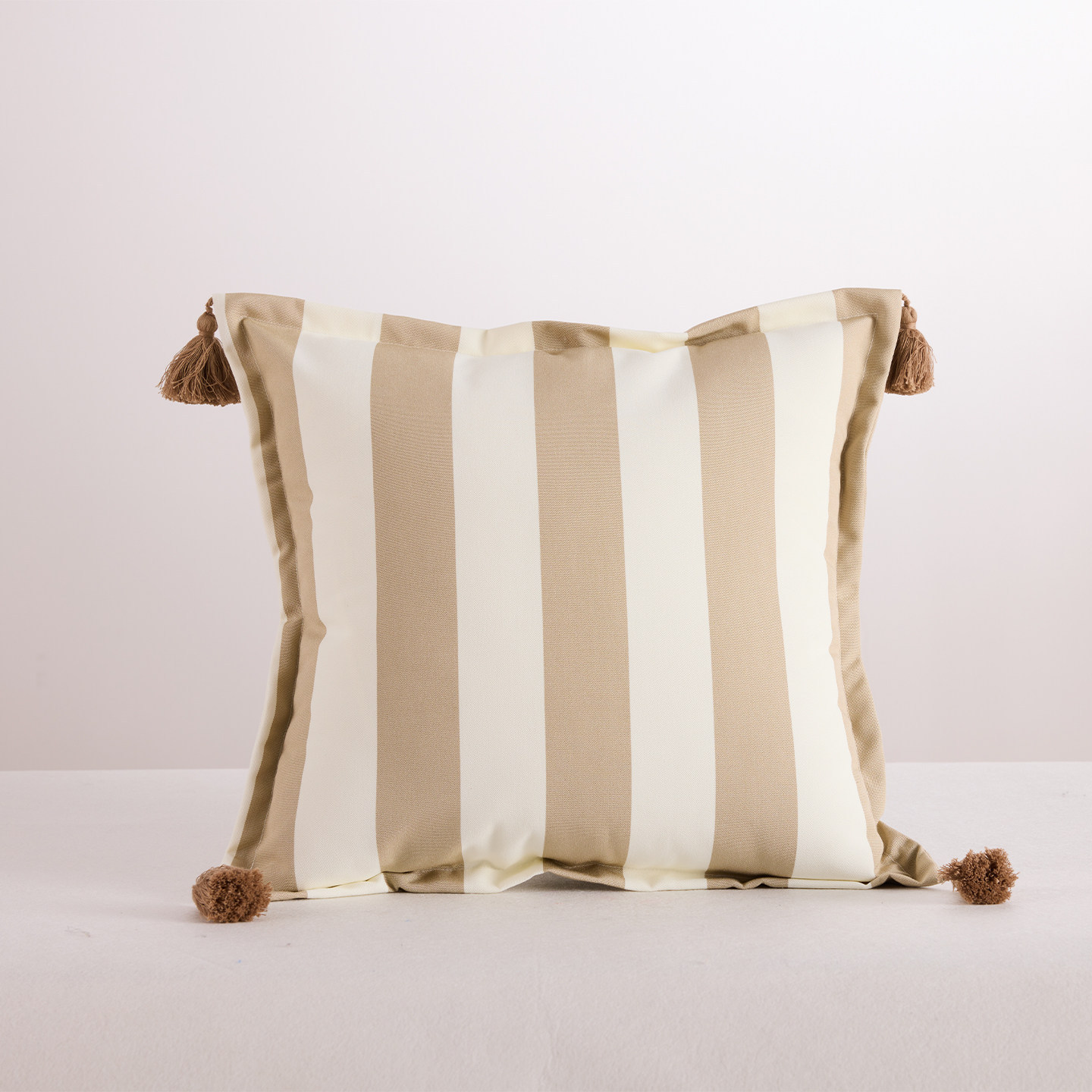 Caqui blanco rayas frillantes almohada impermeable