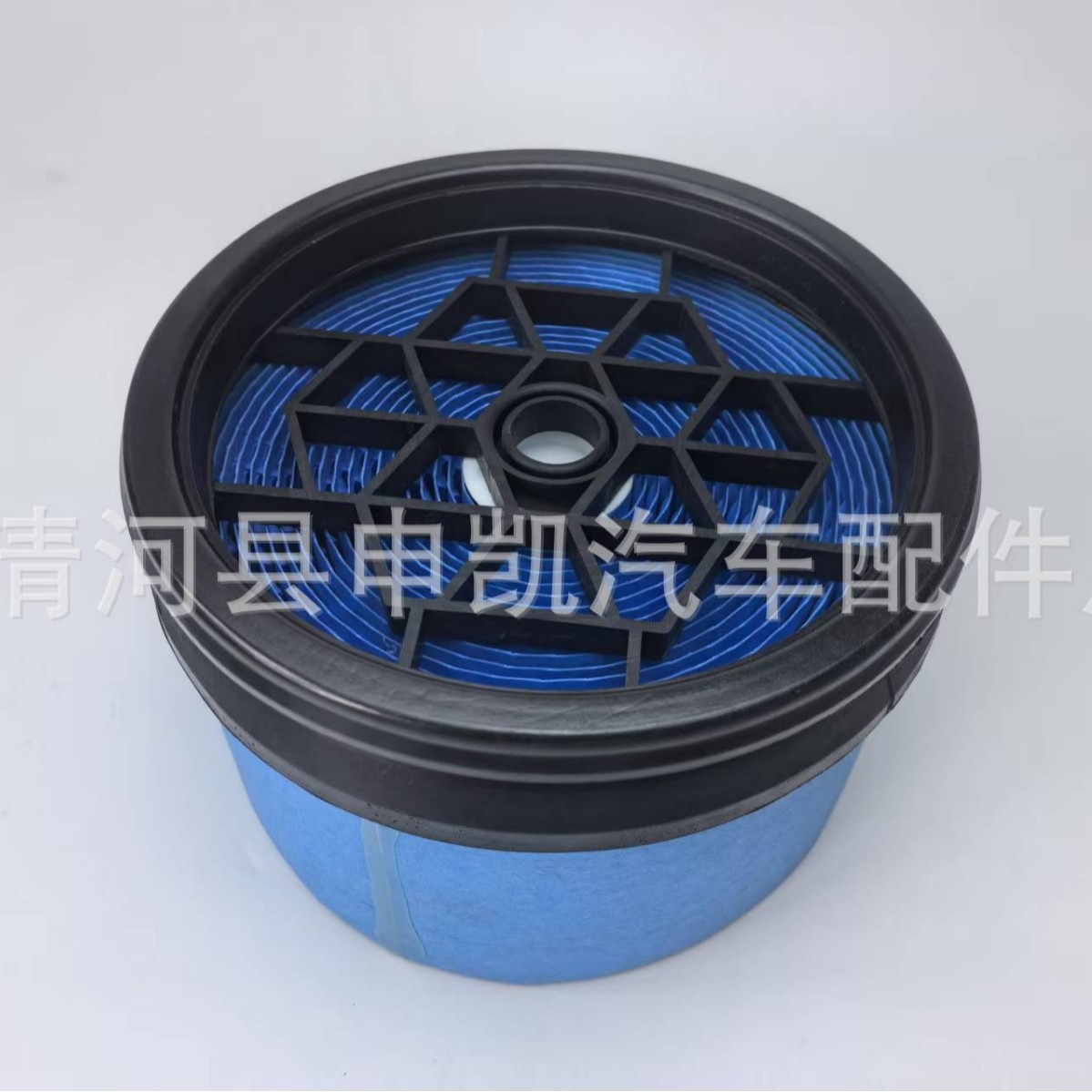 Honeycomb Air Filter 8‑98260‑834‑0 Is Suitable for Isuzu Truck Air Filter Elements and Is Produced by Auto Parts Manufacturers