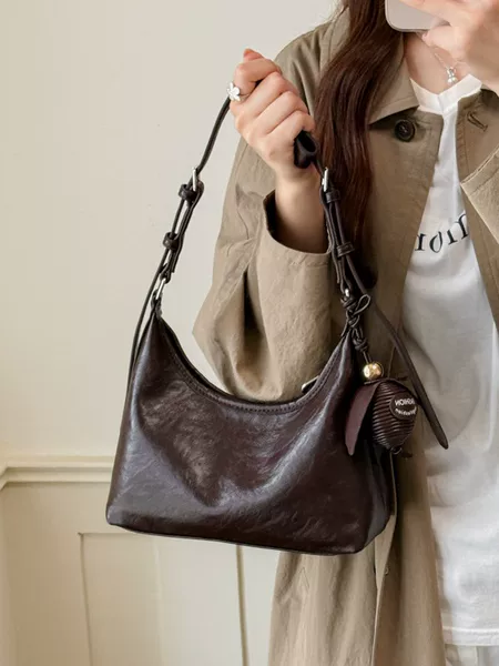 Vintage soft leather underarm bag, high-end fashion, simple and elegant, Maillard-style oil wax leather tote bag, women's shoulder bag