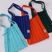 0511�¿���ϵᘿ������ۯB������̖���и�ᘿ��μ�б���L��Ů��