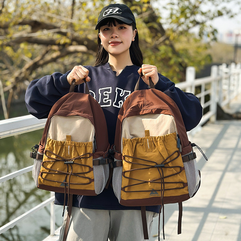 户外休闲运动双肩包撞色新款登山背包复古轻便迷你户外运动休闲包