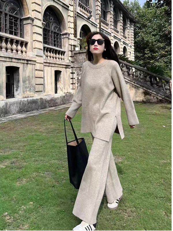Alto sentido otoño e invierno nuevo suelto split suéter casual pantalones de dos piezas conjunto de luz madura temperamento traje de las señoras
