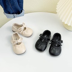 赤ちゃんの王女の靴の1歳の子供の小さい靴の女性の赤ちゃんの靴の秋の柔らかい底の学歩の靴の乳幼児は靴を落とさません。