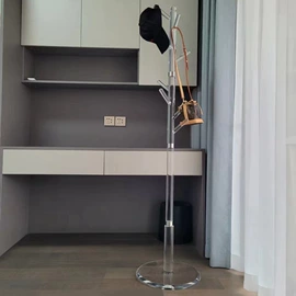 注塑加工;装饰花瓶;展示衣架