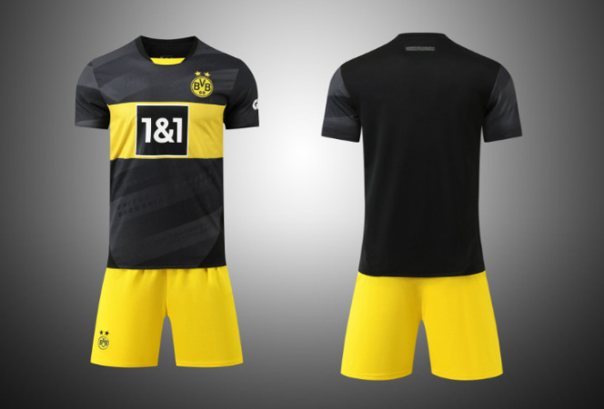 24-25 Dortmund partido fuera de casa