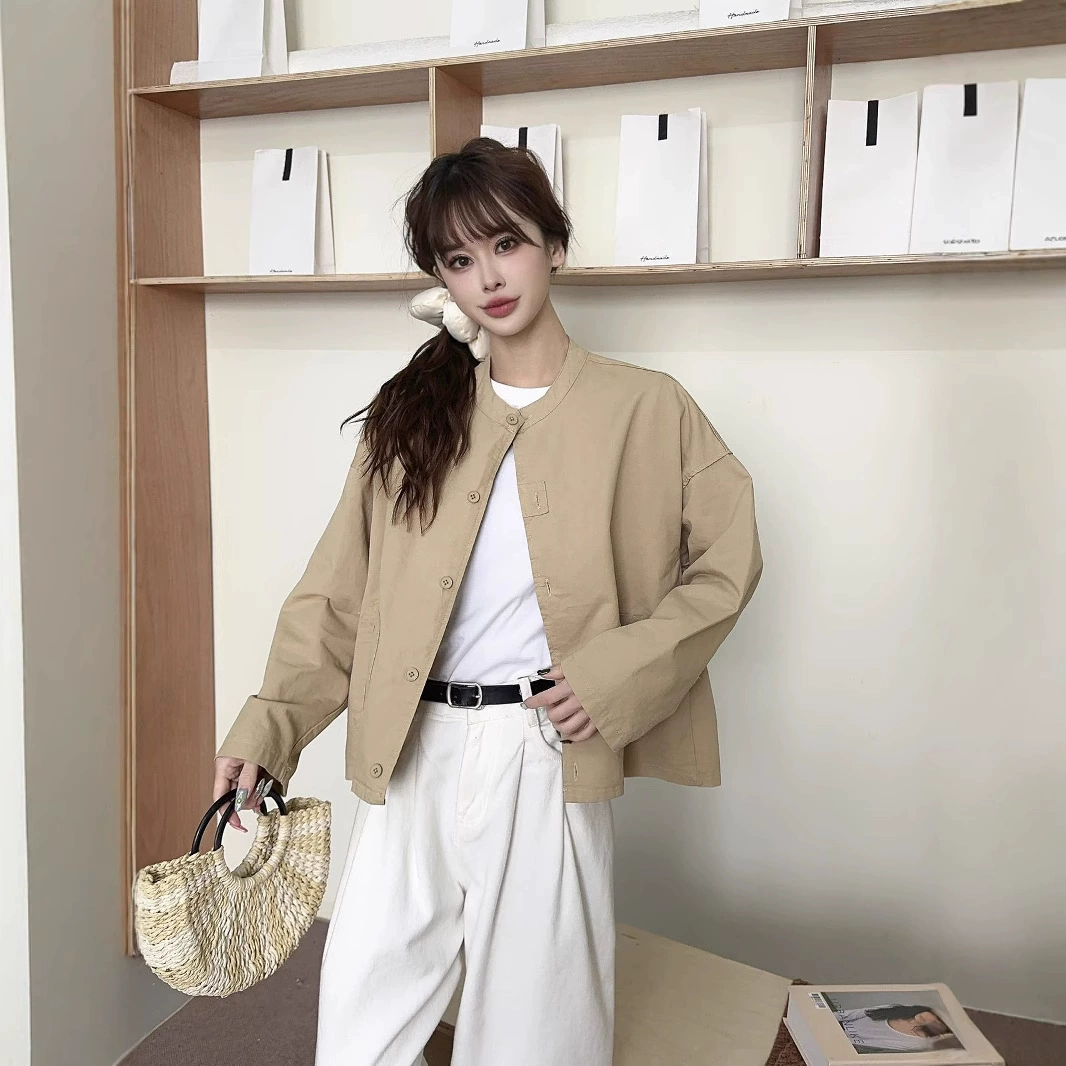 Ретро литературный стиль весной 2025 года Корейская однобортная повседневная мода свободная дикая куртка с круглым вырезом