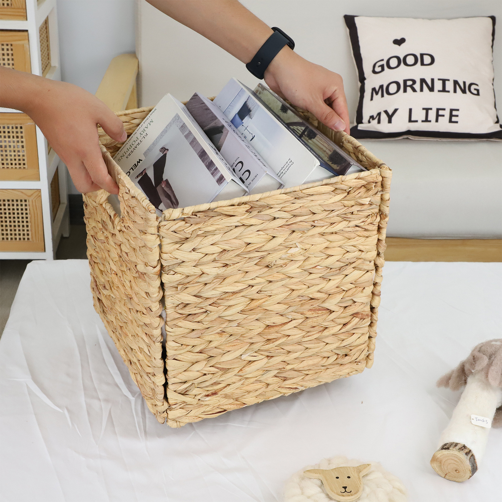 Cesta de almacenamiento de paja de calabaza transfronteriza tejida a mano cesta de almacenamiento caja de almacenamiento de artículos diversos caja de almacenamiento cuadrada marco de almacenamiento plegable