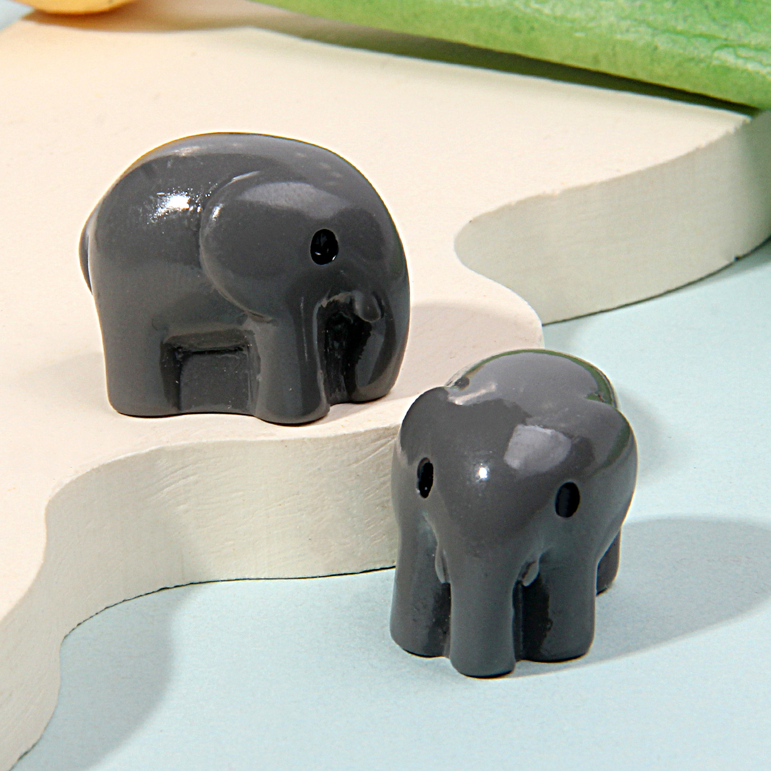 Adornos de resina en miniatura de animales tridimensionales, vaca, panda, micro-paisaje, accesorios para pendientes de jardinería.