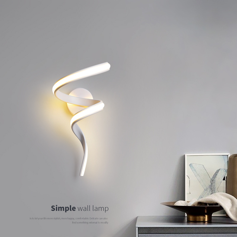 Dormitorio de aluminio lámpara de pared nórdica lámpara de poste pasillo de entrada lámpara de pared pasillo espiral cerrado cabezal de cama simple línea hotel