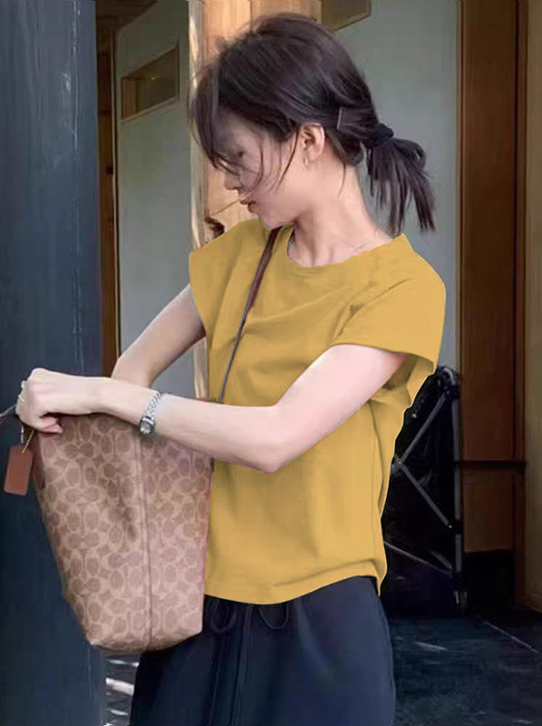 ピンクの右肩半袖Tシャツ女性用2025夏多用途新スタイル着用スリムフィットショートボトムシャツトップ|undefined